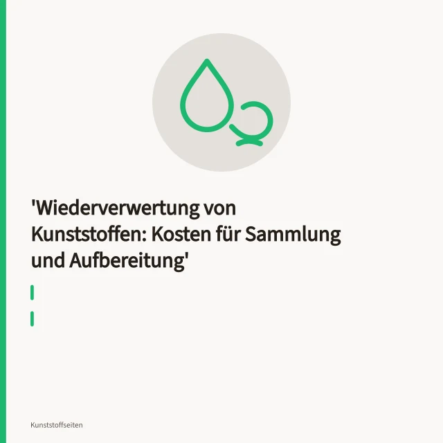 Kunststoff-Recyclinganlage mit Mahlgut und Regranulat auf dem Förderband. Wiederverwertung von Kunststoffen: Kosten für Sammlung und Aufbereitung